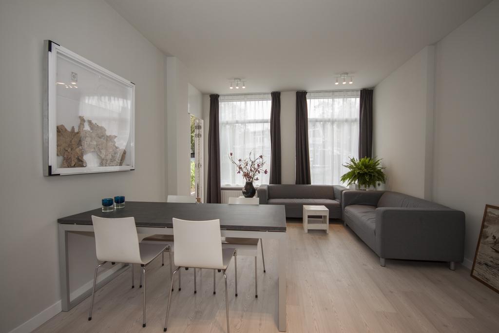Savina City Centre Apartment Near Beach, Station And Shops Zandvoort Oda fotoğraf