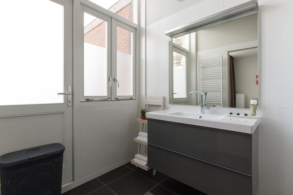 Savina City Centre Apartment Near Beach, Station And Shops Zandvoort Oda fotoğraf